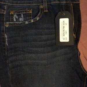 Just black released hem skinny jean